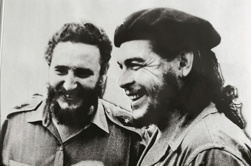 pay-ernesto-che-guevara-and-fidel-castro