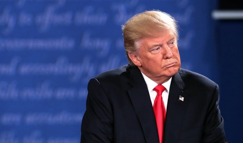 Senator Demokrat Ini Prediksi Trump Akan Segera Mengundurkan Diri Senator Demokrat Ini Prediksi Trump Akan Segera Mengundurkan Diri
