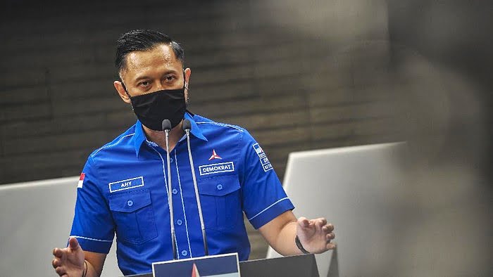 Photo Credit: Ketua Umum Partai Demokrat Agus Harimurti Yudhoyono (AHY) konpers soal isu kudeta yang diduga melibatkan orang dalam lingkar Presiden Jokowi. ANTARA/Muhammad Adimaja