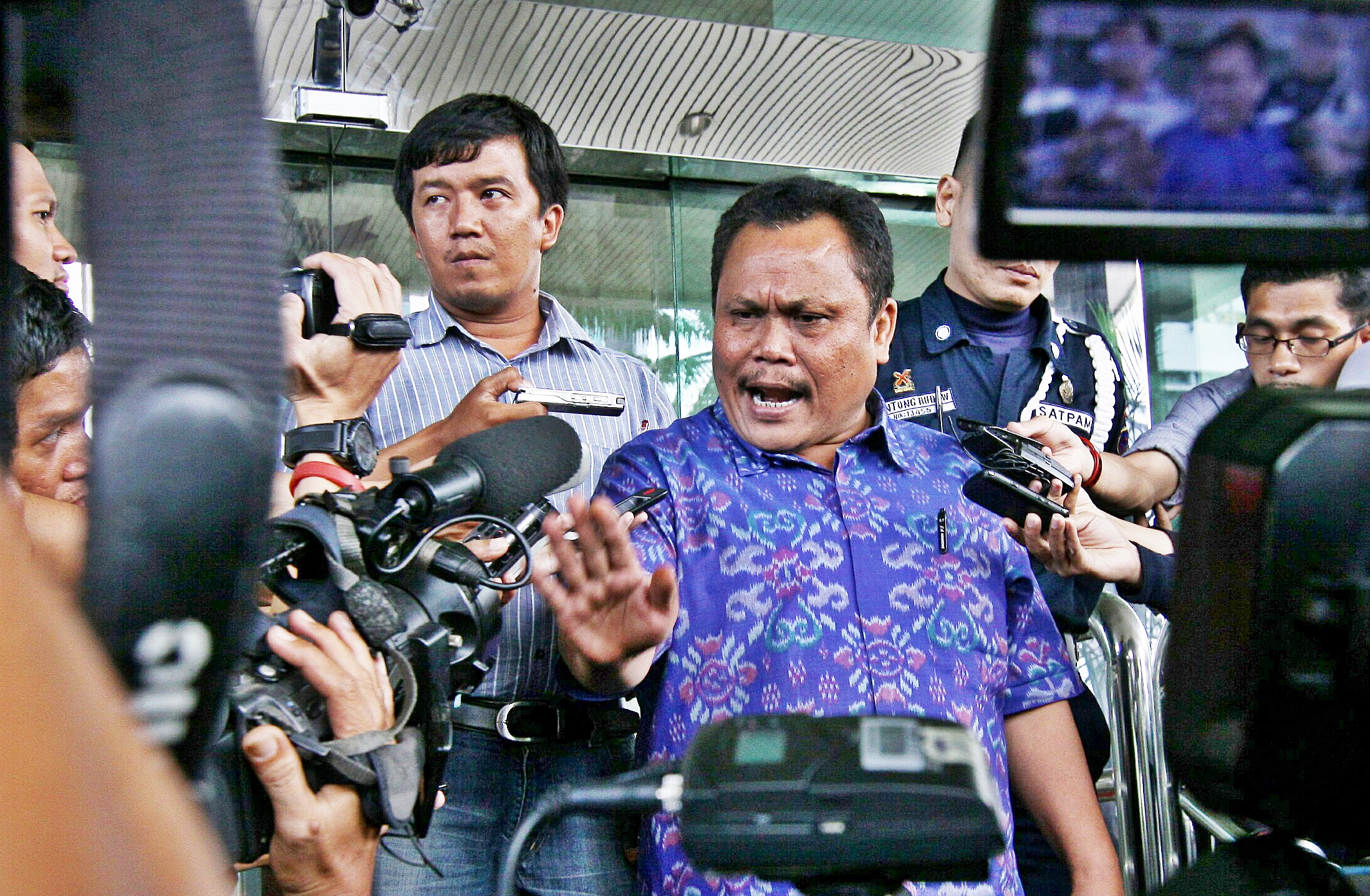 Photo Credit: Dianggap jual partai kepada pihak luar, Jhoni Allen Marbun dipecat dari Partai Demokrat. TEMPO/Dhemas Reviyanto Atmojo