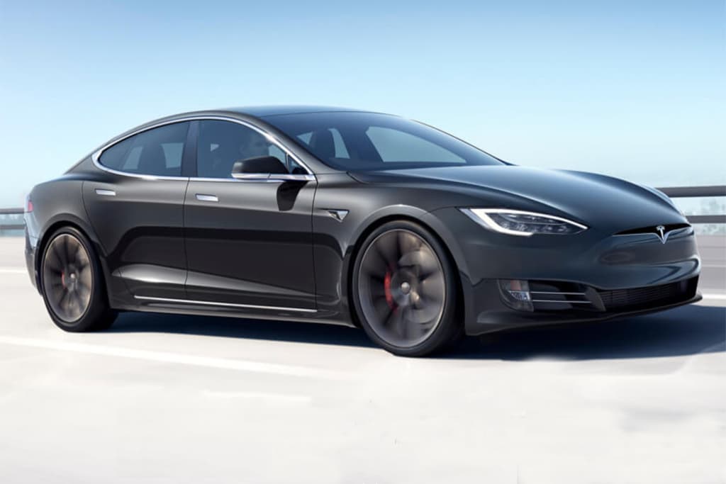 Photo Credit: Tesla sedan listrik Model S. UE Cars