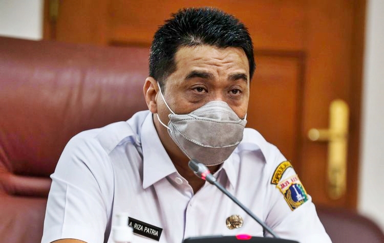 Photo Credit: Wakil Gubernur DKI Ahmad Riza Patria memberikan sambutan di ruangan Balai Kota DKI Jakarta, Jakarta Pusat, Rabu (18/11/2020). FILE/IST. PHOTO