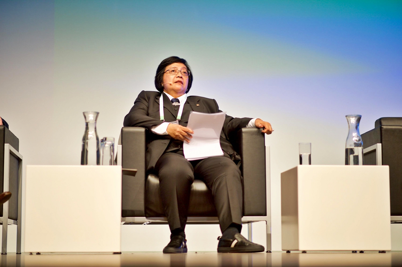 Photo Credit: Menteri Lingkungan Hidup dan Kehutanan (Menteri LHK), Siti Nurbaya Bakar. CIFOR