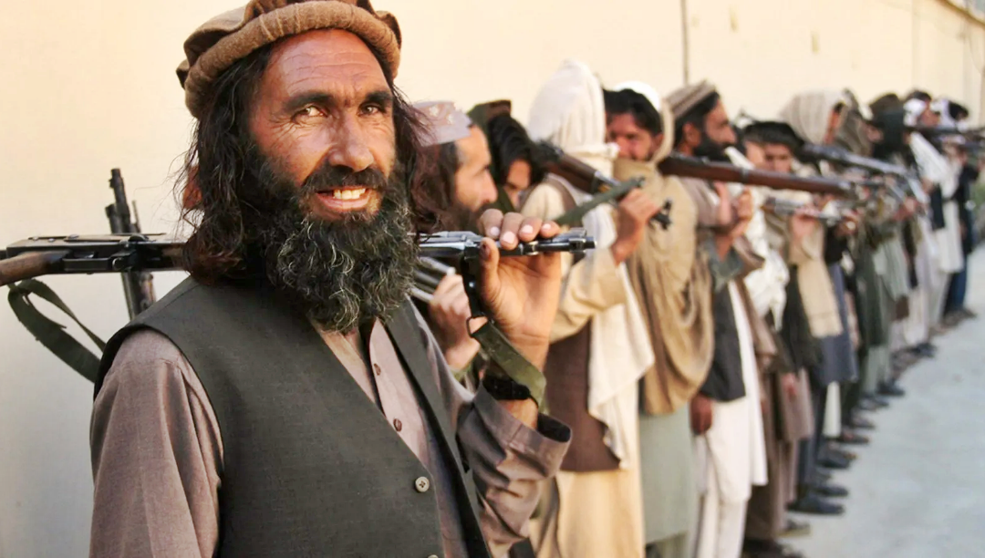 Photo Credit: Para Pejuang Taliban di provinsi Nangarhar. GETTY IMAGES