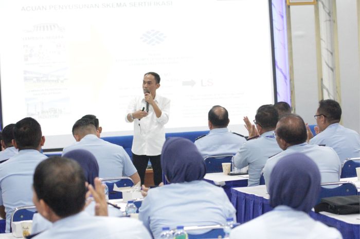 Foto : Badan Nasional Sertifikasi Profesi (BNSP) memberikan pembekalan strategi melalui Rakor Dalsed, Sosialisasi, dan Bimtek KPM yang digelar di Pusbekmat AU, Lanud Halim Perdana Kusuma, pada 19 hingga 22 Agustus 2024. (Doc.Ist)