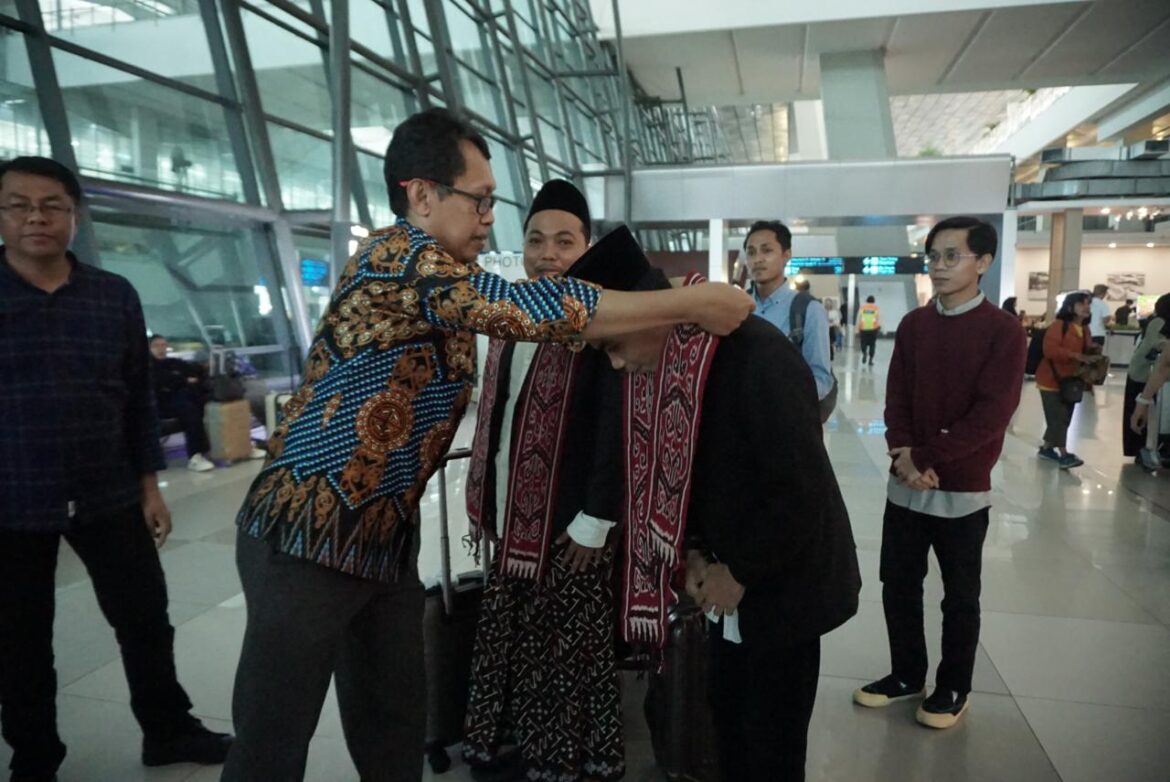 3WhatsApp Image 2024-10-25 at 16.48.19