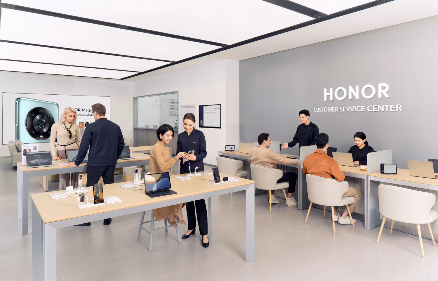 HONOR Kembangkan Jaringan Service Center Resmi demi Kepuasan Pelanggan dan Rasa Aman Teknologi