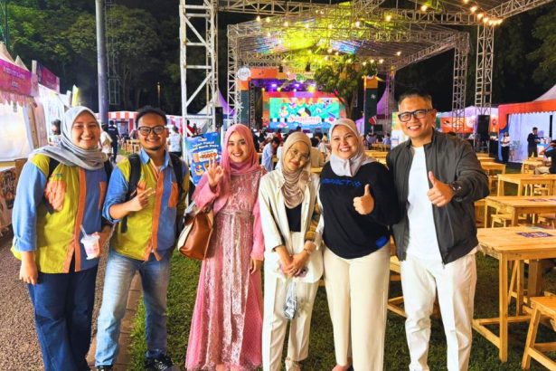 Foto : Suasana festival Sundown Markette 2026 di Gelora Bung Karno, Jakarta. Event yang digelar 370 Agency bersama Inspira Global Karya ini menjadi ruang kolaborasi bagi UMKM, komunitas, dan brand lokal dalam meramaikan kegiatan Ramadan di ibu kota. (doc.Ist)