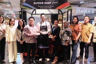 Meat & Livestock Australia (MLA), bersama pemerintah New South Wales (NSW) serta didukung Qantas Airways dan Ranch Market, menghadirkan Aussie Beef Fair: Discover the Finest Flavors of New South Wales, program promosi yang menampilkan produk unggulan NSW, termasuk daging sapi premium Australia, yang berlangsung mulai 16 April hingga 15 Mei 2026 di 18 gerai Ranch Market Jakarta dan secara resmi dibuka melalui acara kick-off di Ranch Market Lotte Shopping Avenue, Jakarta (16/04).